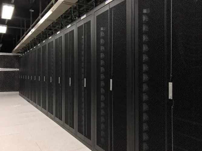 青岛20A机柜租用价格